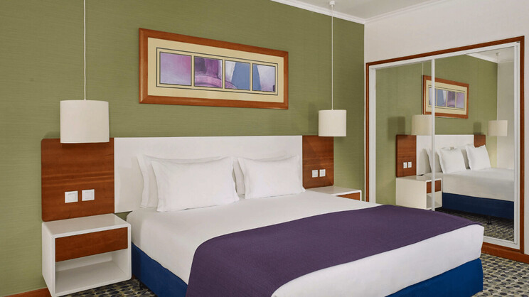 Holiday Inn Algarve - Armacao de Pera